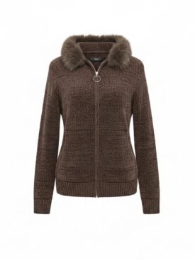 Brown knit jacket with a faux fur collar, front zip with a ring pull, and two front pockets.